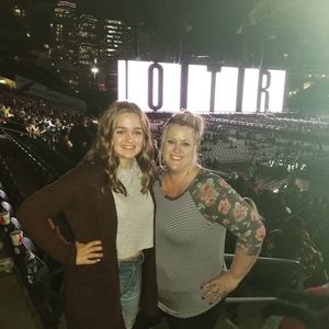 Meet your Posher, Kira